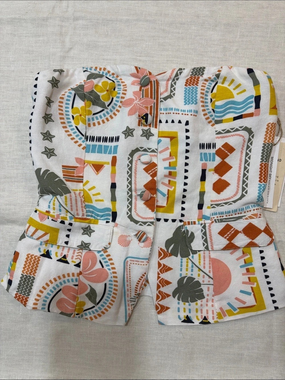 Midnight Sky Geometric High Waist Shorts in White & Multicolor Size Small